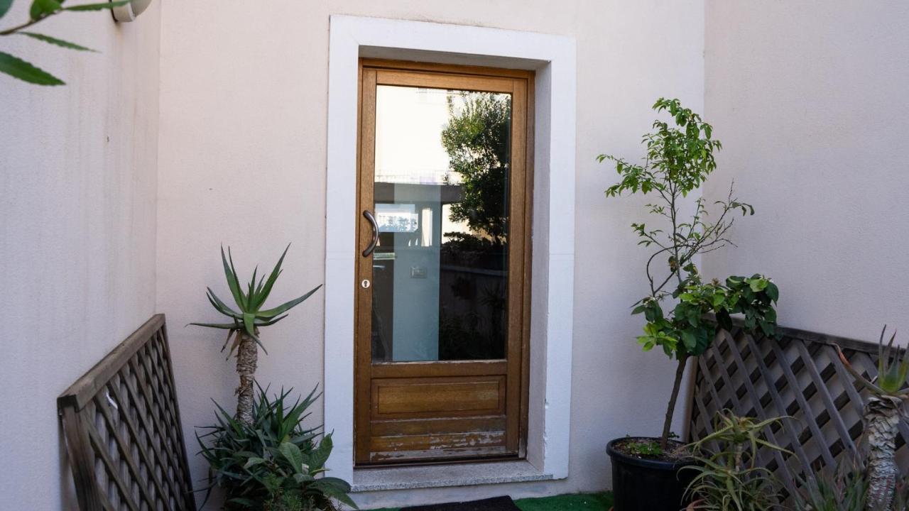 Appartamento Via Alloro 44 Olbia Esterno foto
