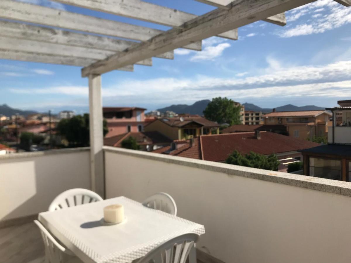 Appartamento Via Alloro 44 Olbia Esterno foto